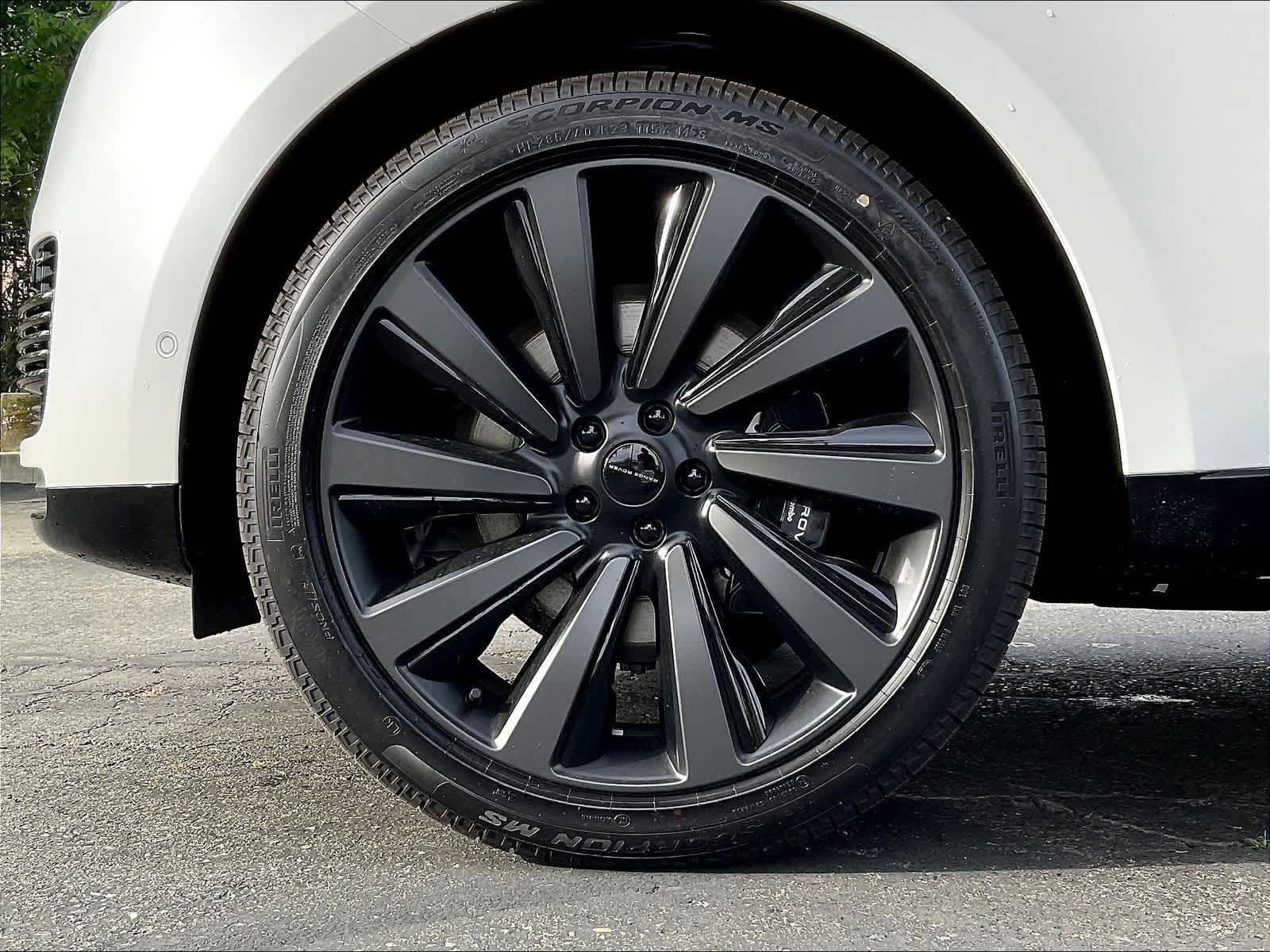2026 Land Rover Range Rover SV - Photo 14