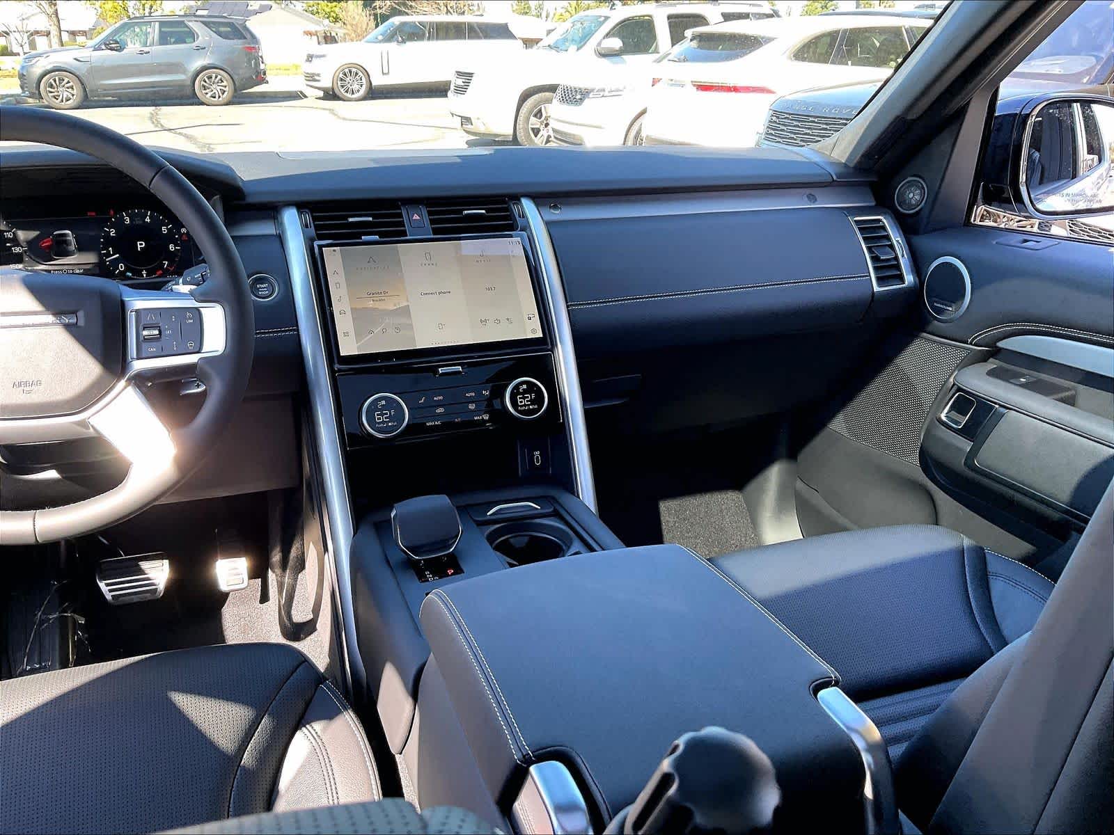 2026 Land Rover Discovery Gemini Edition - Photo 9