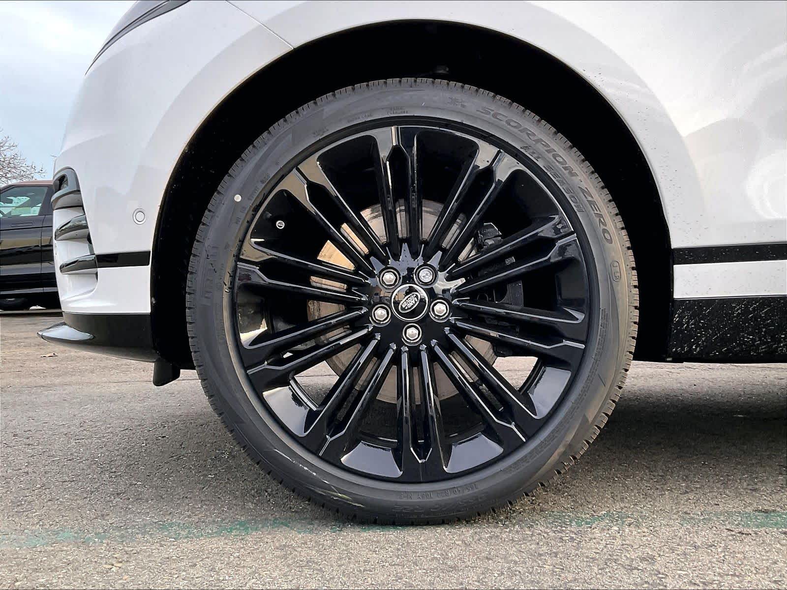 2026 Land Rover Range Rover Velar Dynamic SE - Photo 13