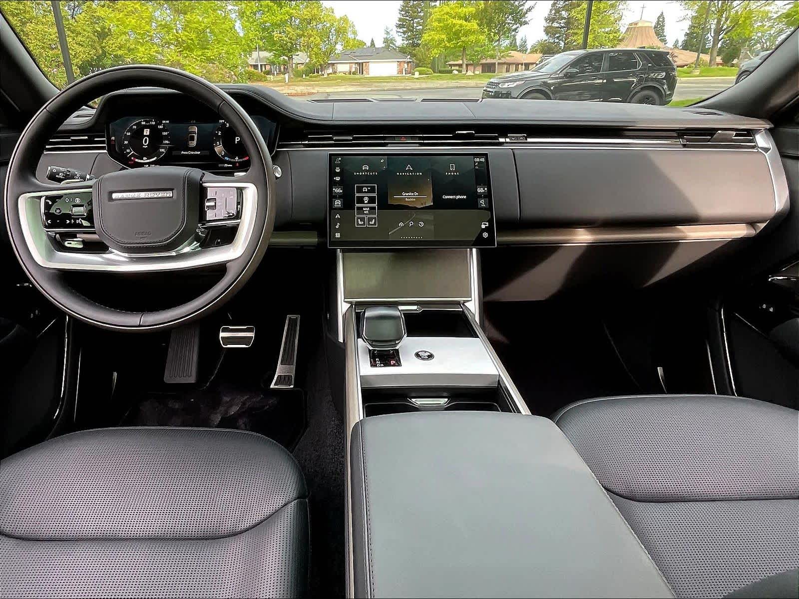 2026 Land Rover Range Rover SV - Photo 7