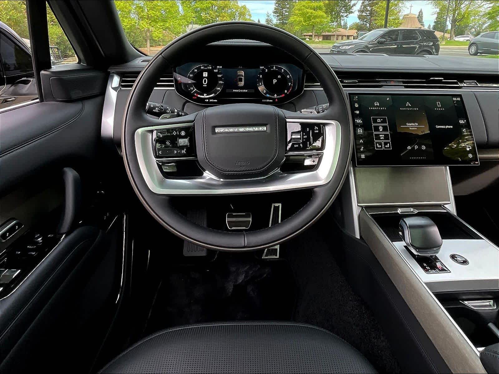 2026 Land Rover Range Rover SV - Photo 15