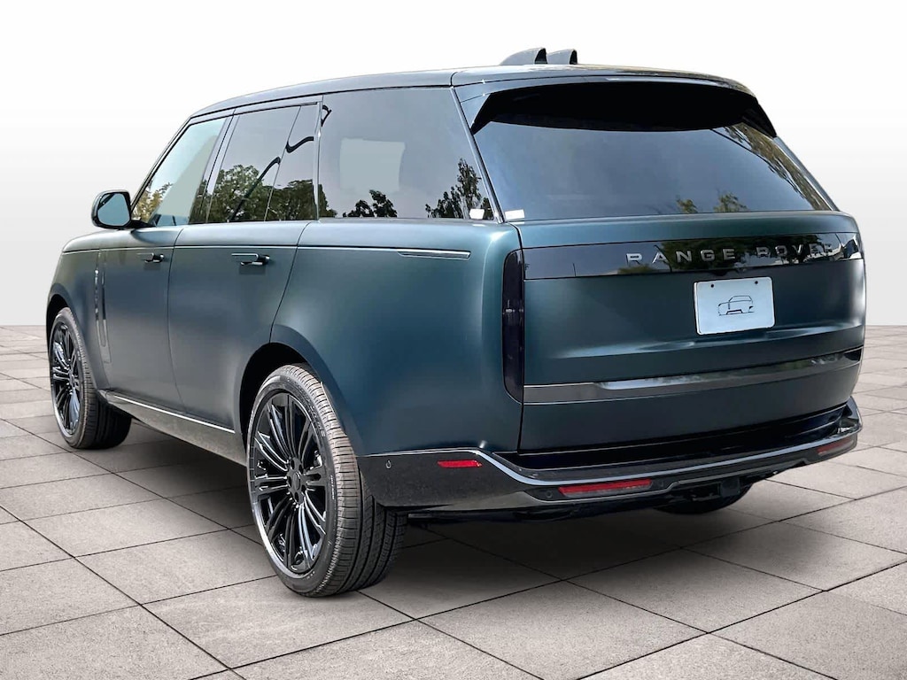 New 2026 Land Rover Range Rover SE SUV