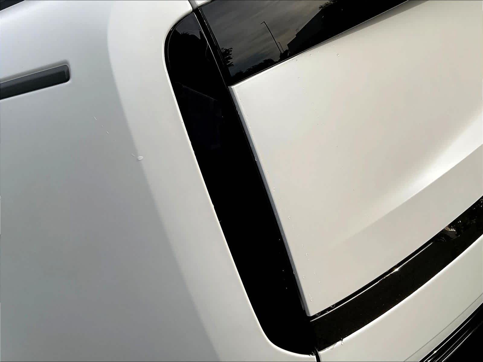 2026 Land Rover Range Rover SV - Photo 25