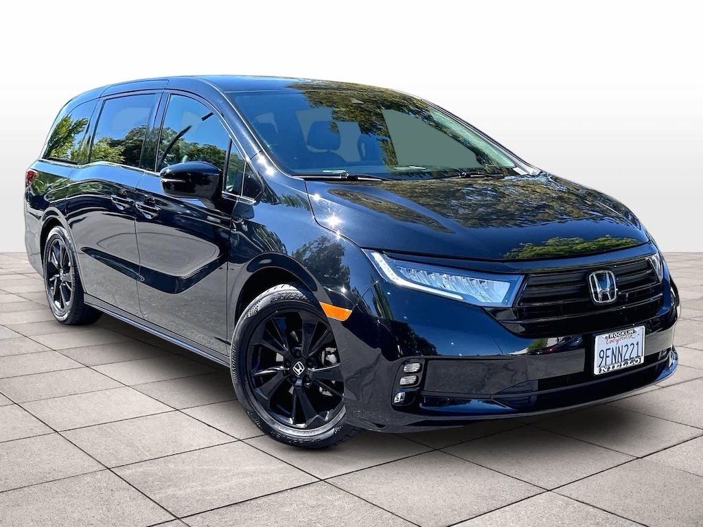 Used 2023 Honda Odyssey Sport Auto