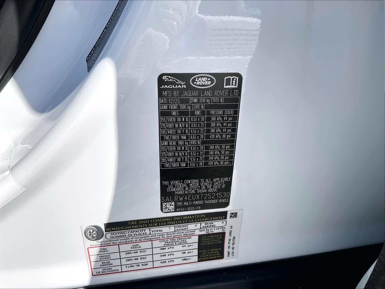 2026 Land Rover Discovery Gemini Edition - Photo 35