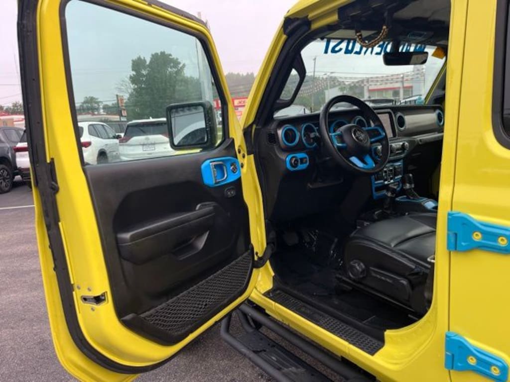 Used 2023 Jeep Wrangler 4-DOOR SPORT 4X4 SUV
