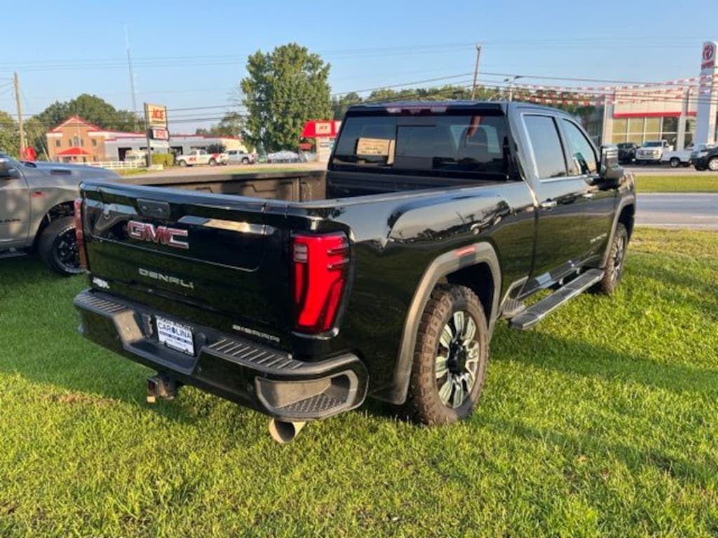 Used 2024 GMC Sierra 2500HD Denali Truck