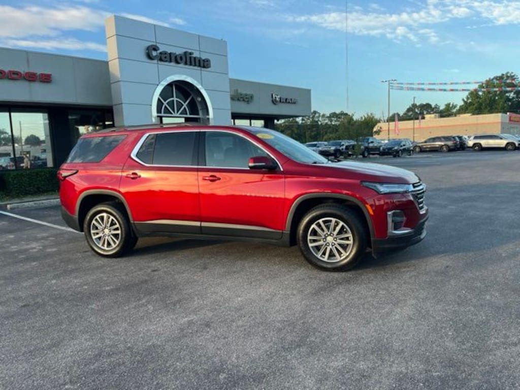Used 2023 Chevrolet Traverse LT Cloth w/1LT SUV