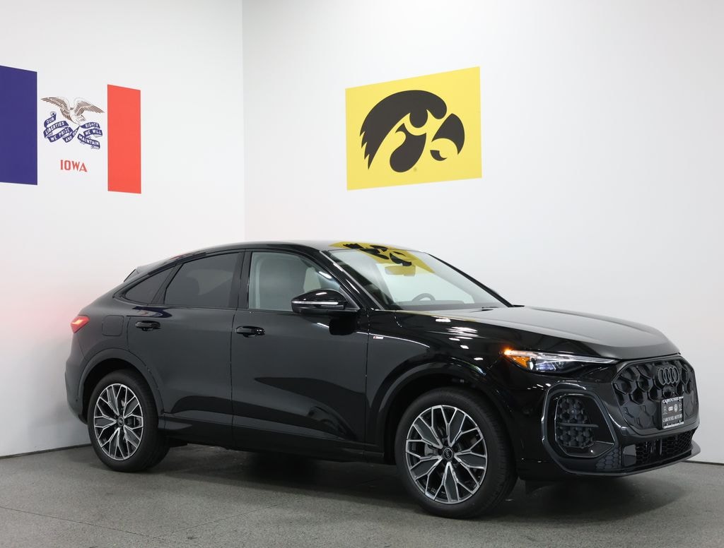 New 2026 Audi Q5 2.0T Prestige SUV