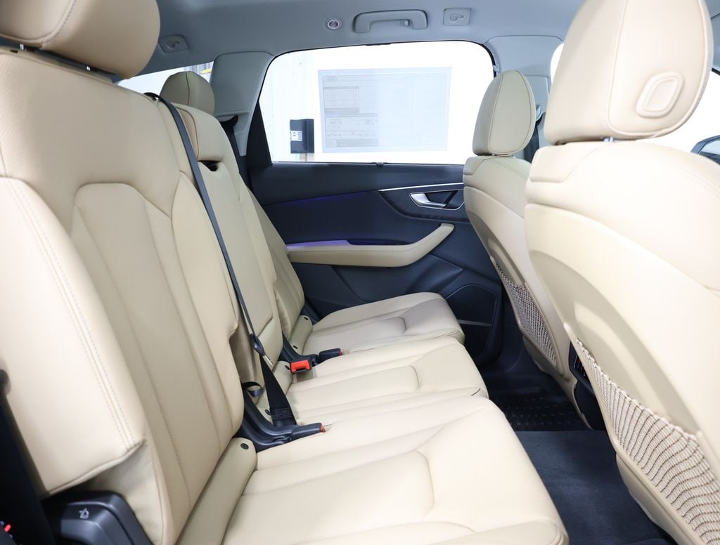 2026 Audi Q7 Prestige - Photo 23