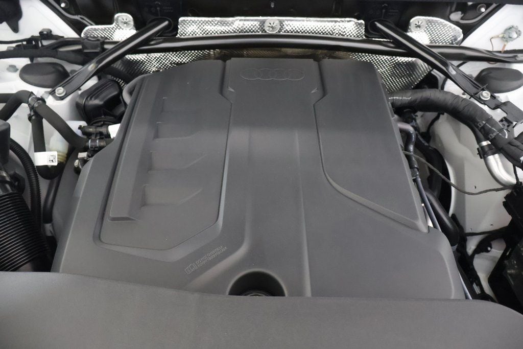2025 Audi Q5 Premium - Photo 29