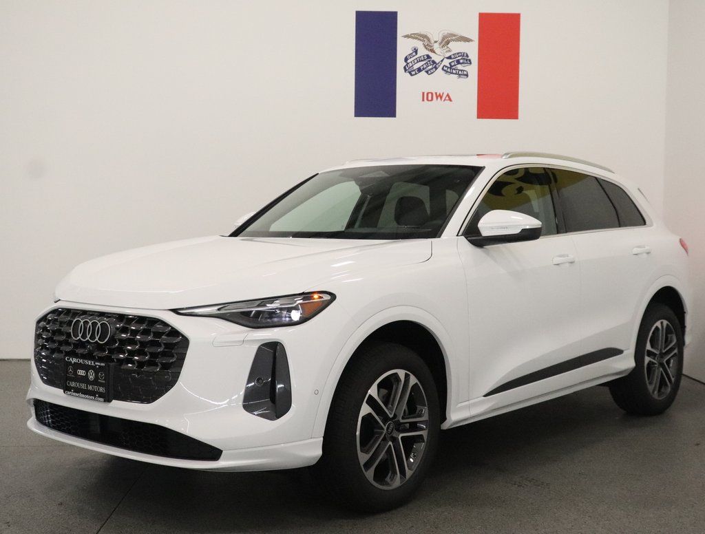 2025 Audi Q5 Premium - Photo 8