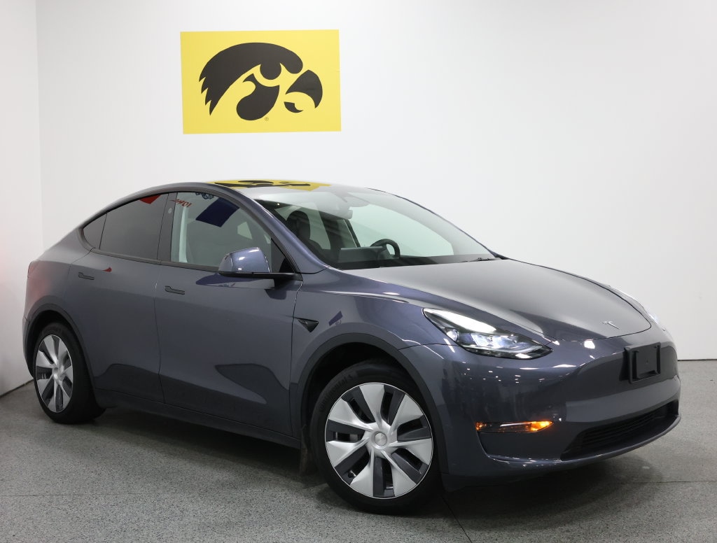 Used 2023 Tesla Model Y Standard Range SUV