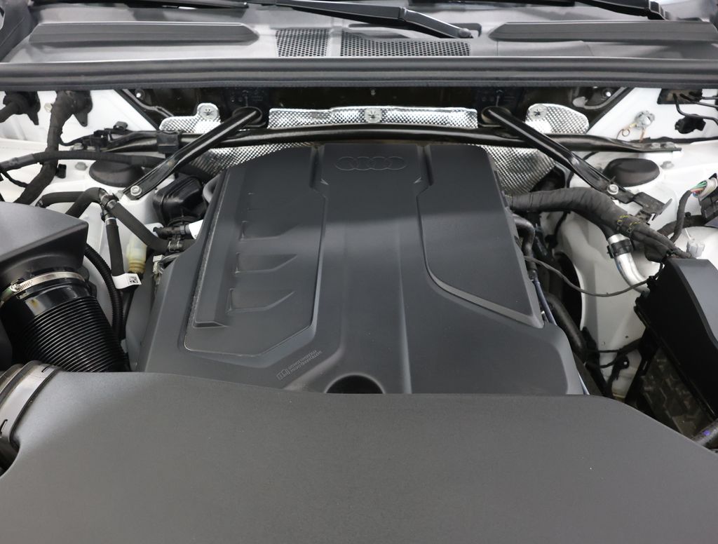 2025 Audi Q5 Premium - Photo 28