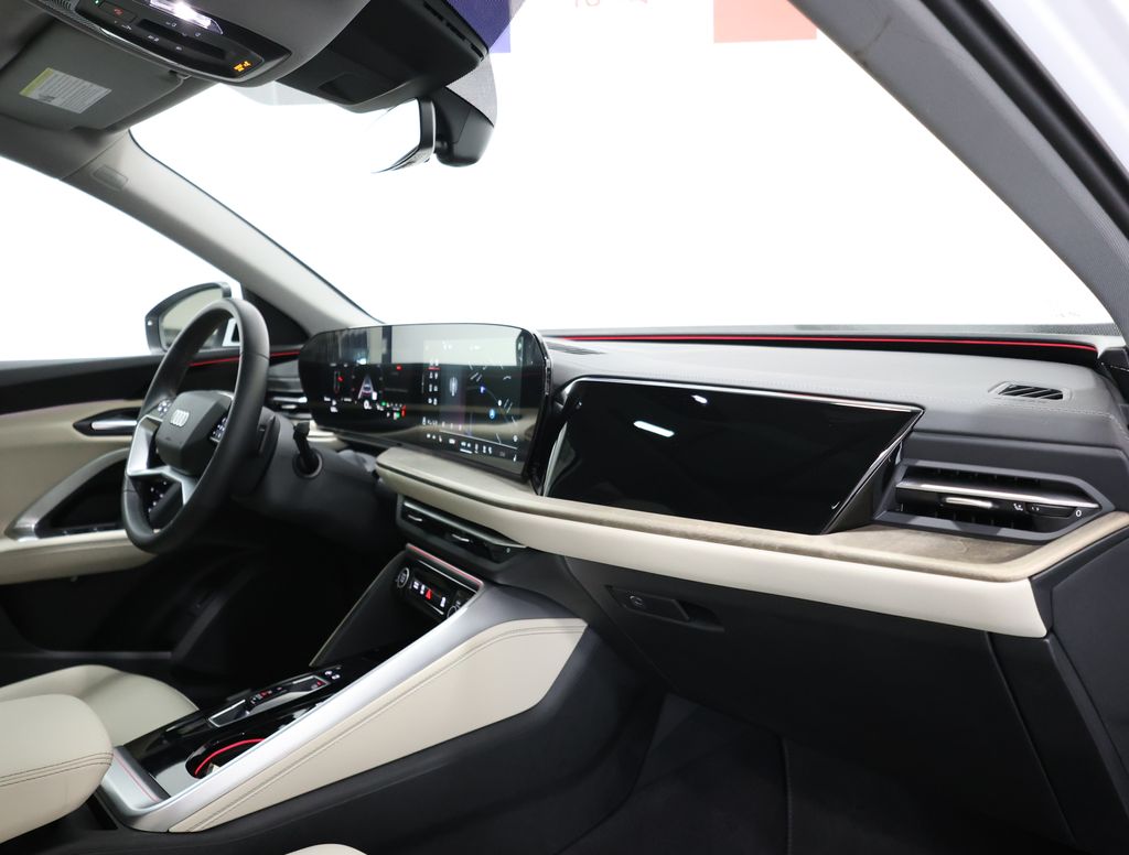 2025 Audi Q5 Premium - Photo 22