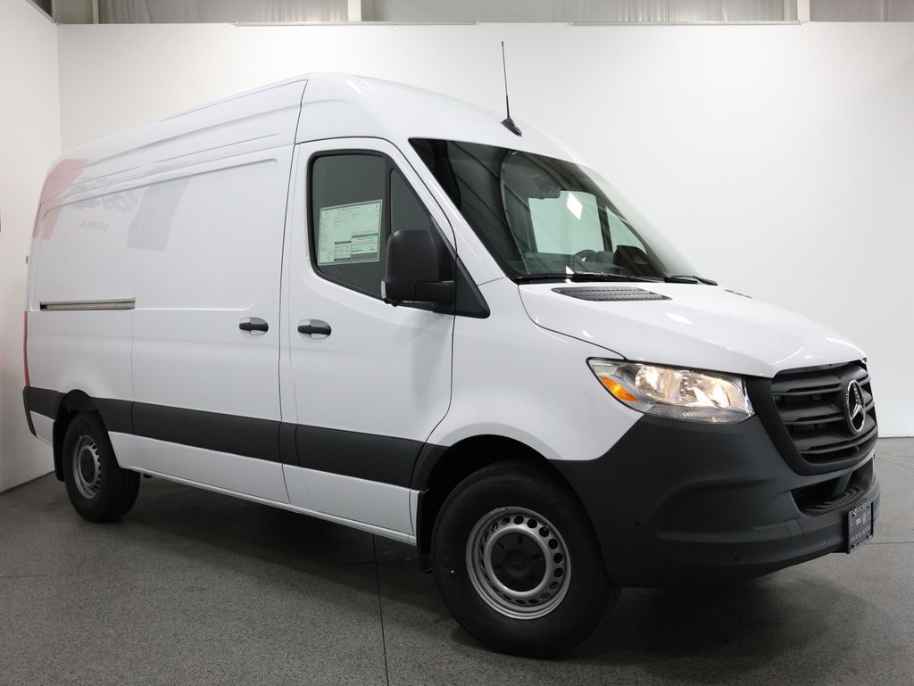 New 2026 Mercedes-Benz Sprinter 2500 Standard Roof 4-Cyl Diesel