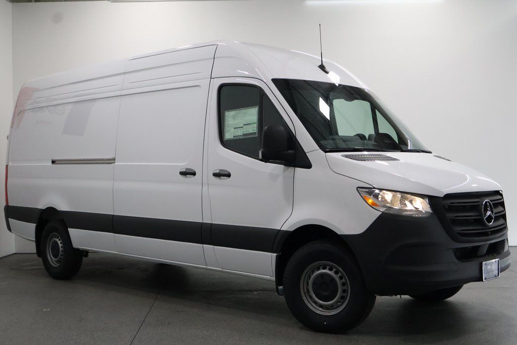 2025 Mercedes-Benz Sprinter 2500 High Roof 4-Cyl Diesel HO Van Cargo Van