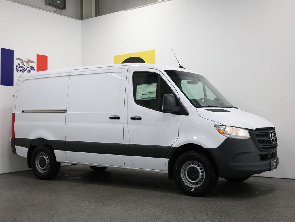New 2026 Mercedes-Benz Sprinter 2500 Standard Roof 4-Cyl Diesel