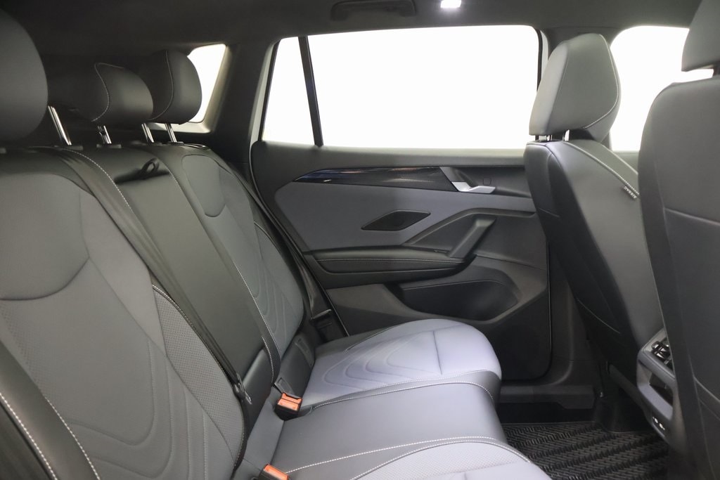 2026 Volkswagen Tiguan SE R-LINE BLACK - Photo 23
