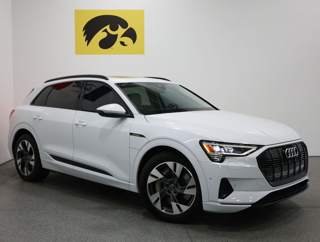 Used 2022 Audi e-tron Premium SUV