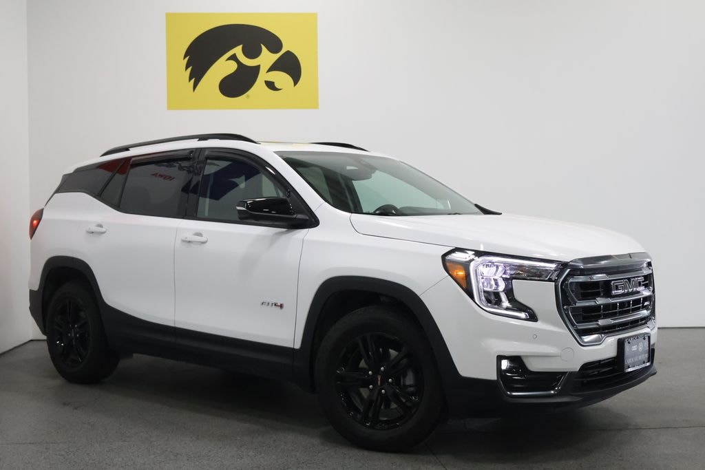 Used 2024 GMC Terrain AT4 SUV