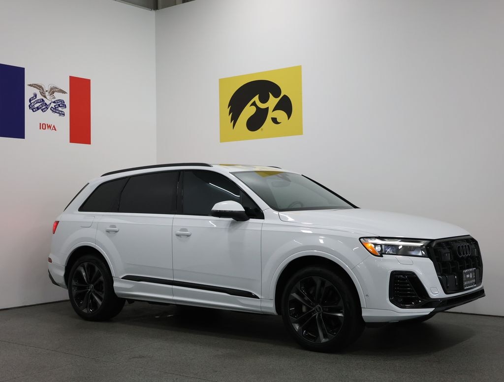 Used 2025 Audi Q7 55 Premium Plus SUV