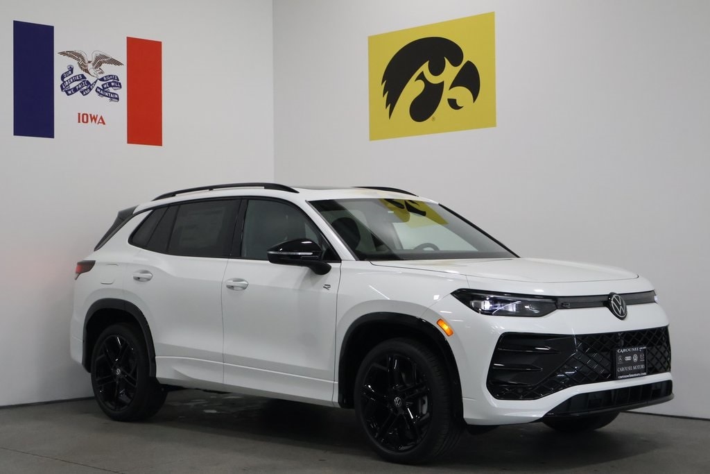 New 2026 Volkswagen Tiguan SE R-Line Black SUV
