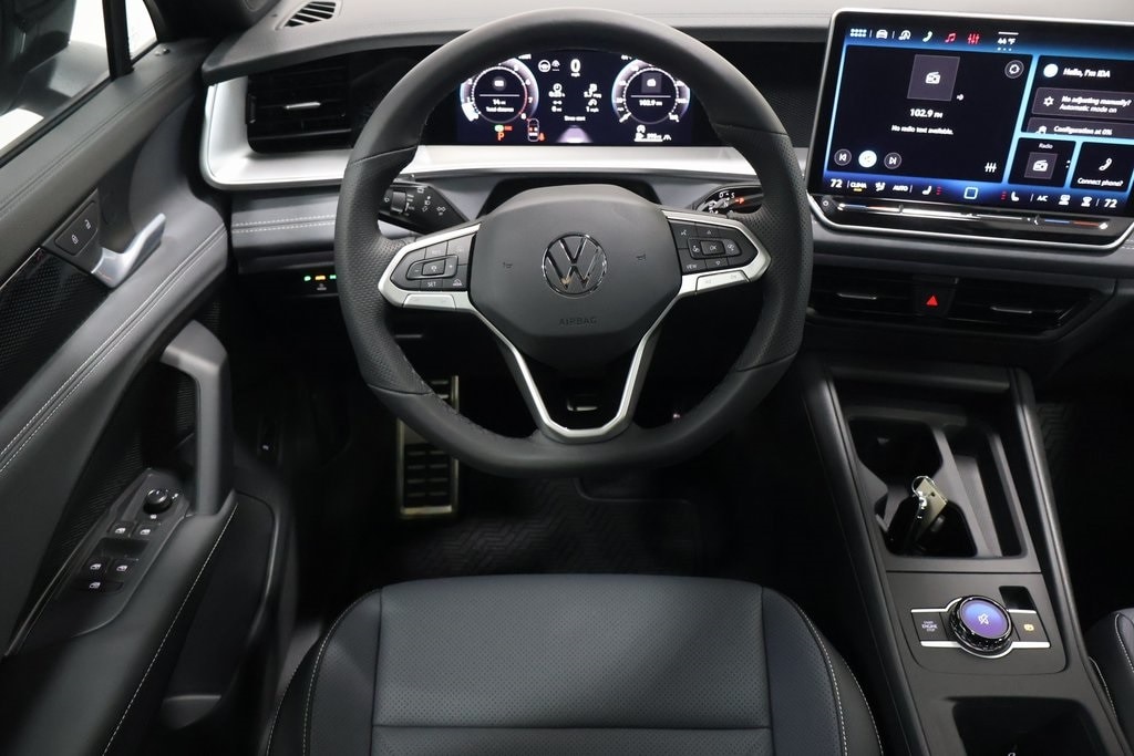 2026 Volkswagen Tiguan SE R-LINE BLACK - Photo 16