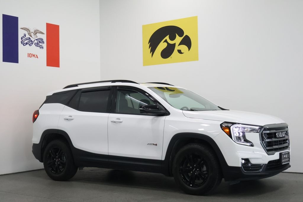 Used 2024 GMC Terrain AT4 SUV