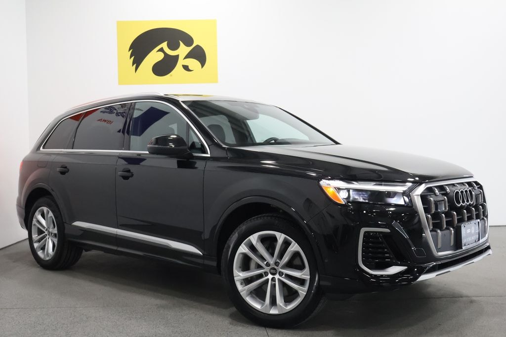 Used 2025 Audi Q7 55 Premium SUV
