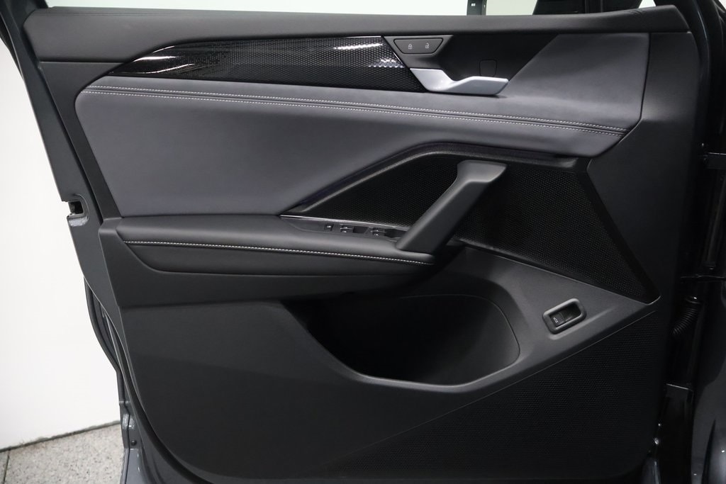 2026 Volkswagen Tiguan SE R-LINE BLACK - Photo 12