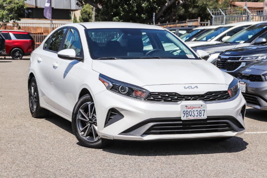 Used 2022 Kia Forte LXS Sedan