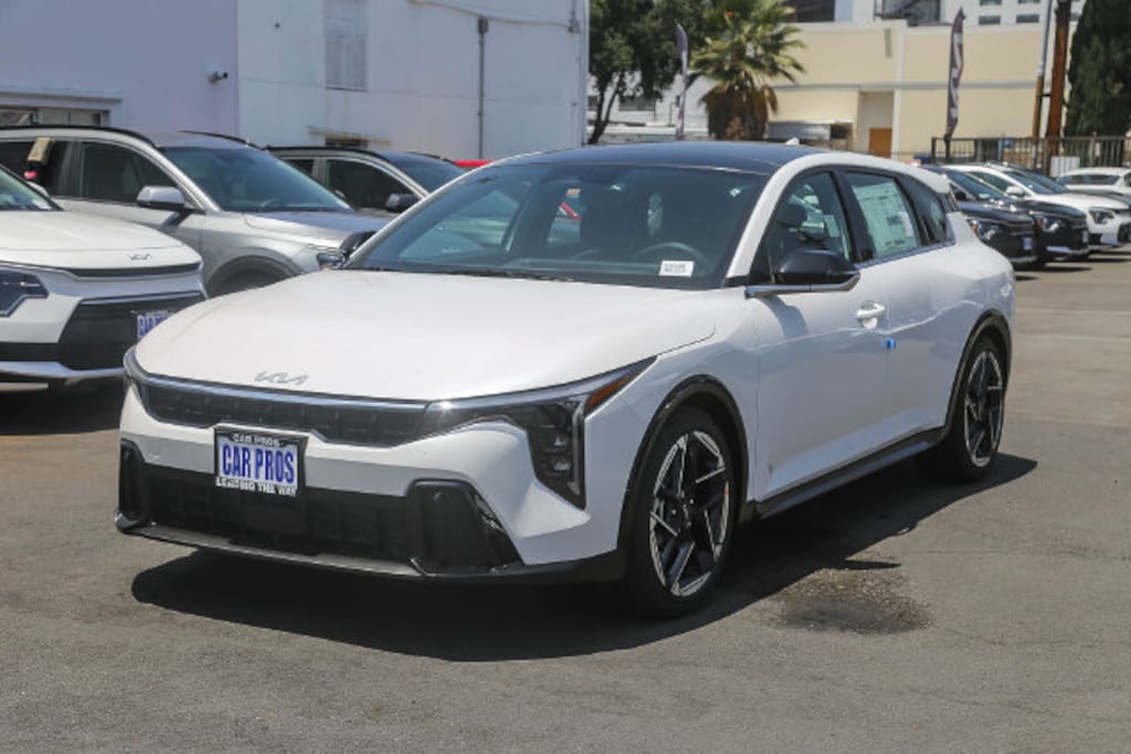 New 2026 Kia K4 GT-Line Hatchback