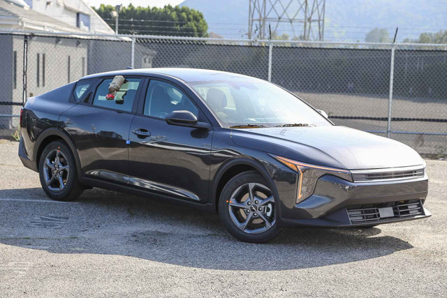  Kia K4