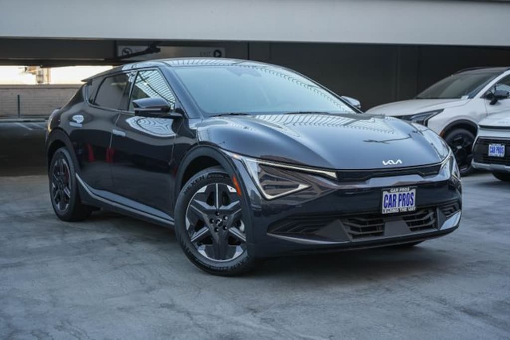 New 2026 Kia EV6 Light SUV