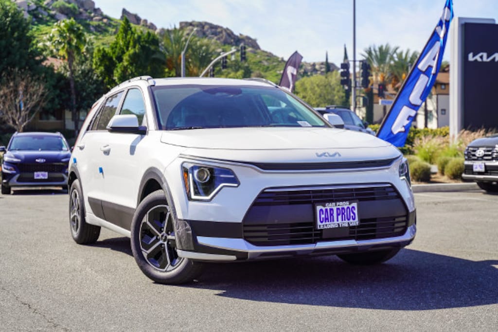New 2026 Kia Niro EX SUV