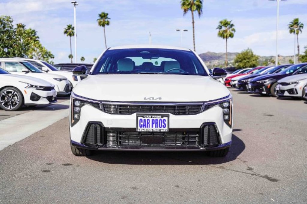 New 2026 Kia K4 GT-Line Sedan