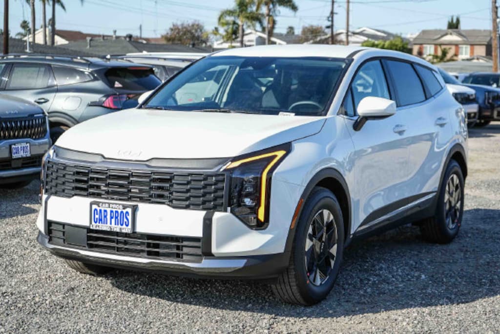 New 2026 Kia Sportage Hybrid LX SUV