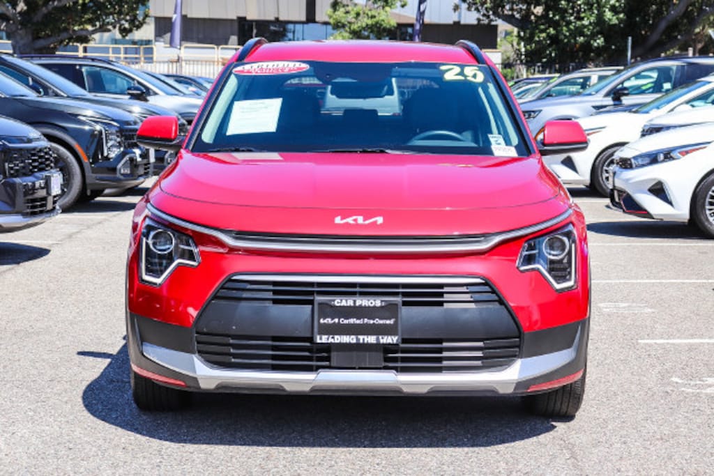 Certified 2025 Kia Niro EX SUV
