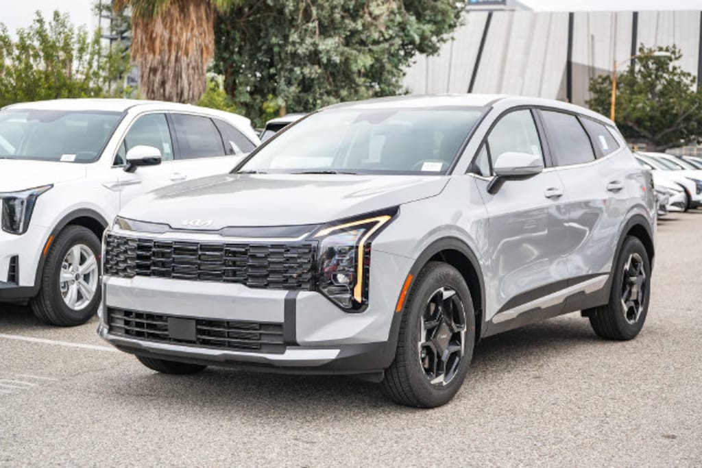 New 2027 Kia Sportage EX SUV