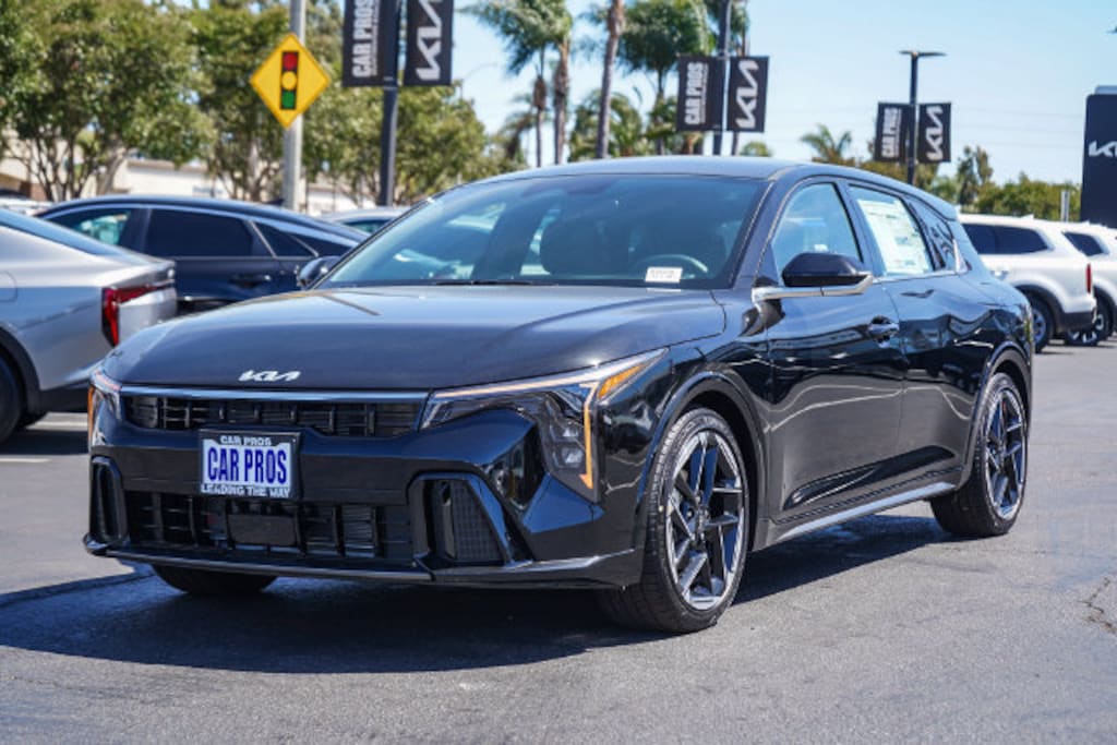New 2026 Kia K4 GT-Line Hatchback