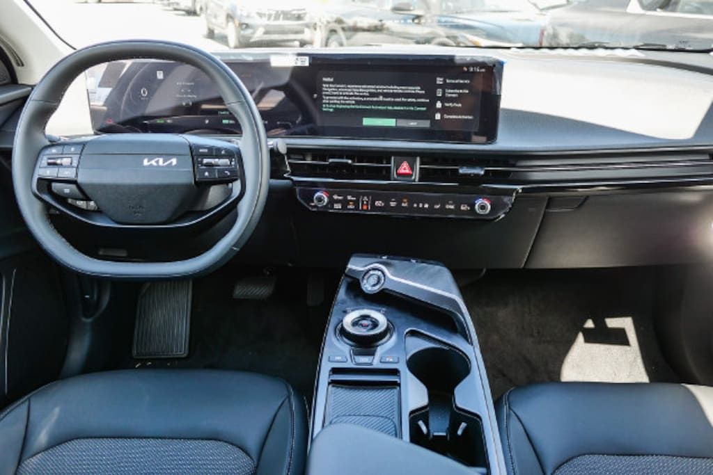 New 2026 Kia EV6 Light Long Range SUV