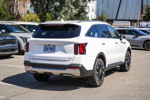 2026 Kia Sorento EX - Photo 14