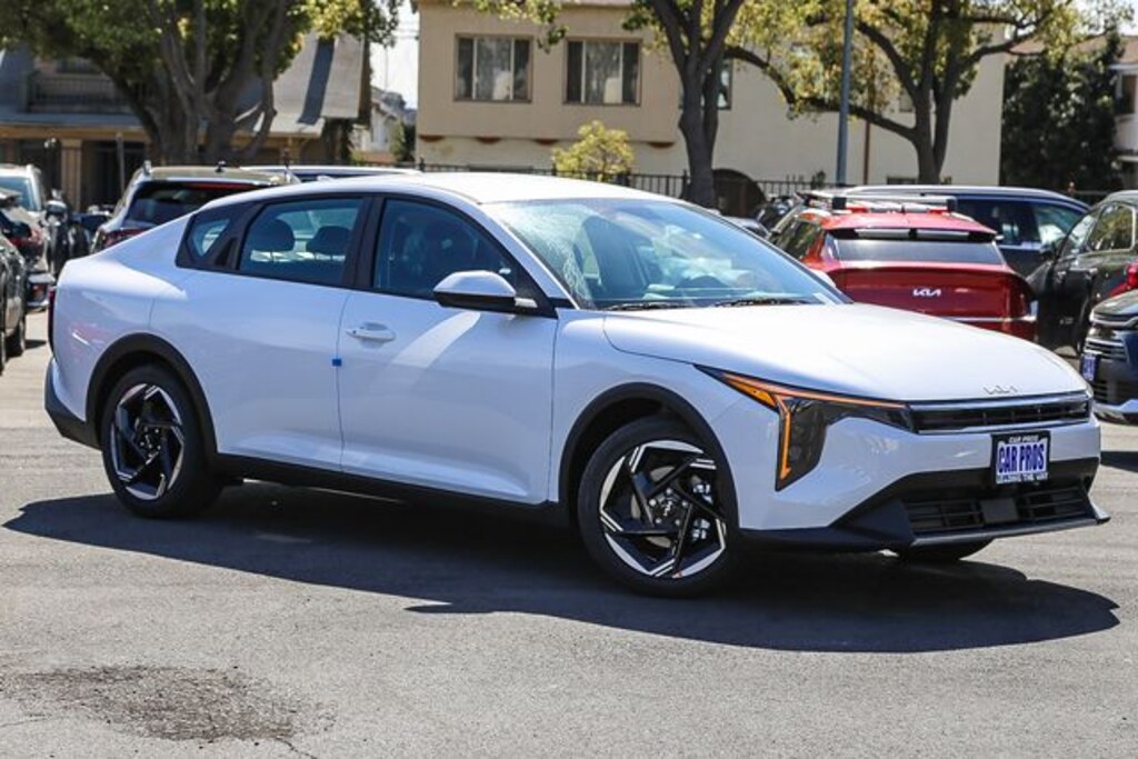 New 2026 Kia K4 EX Sedan