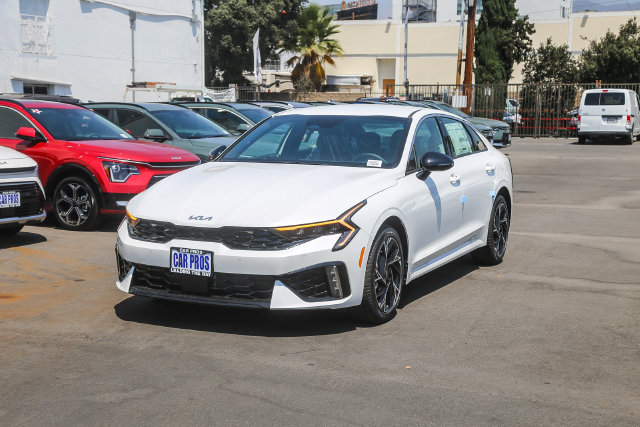 2026 Kia K5 GT-Line - Photo 4