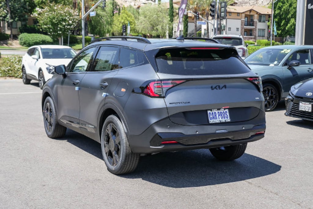 New 2026 Kia Sportage Hybrid X-Line SUV