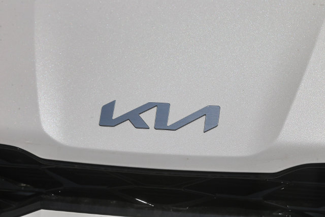 2026 Kia K5 GT-Line - Photo 13