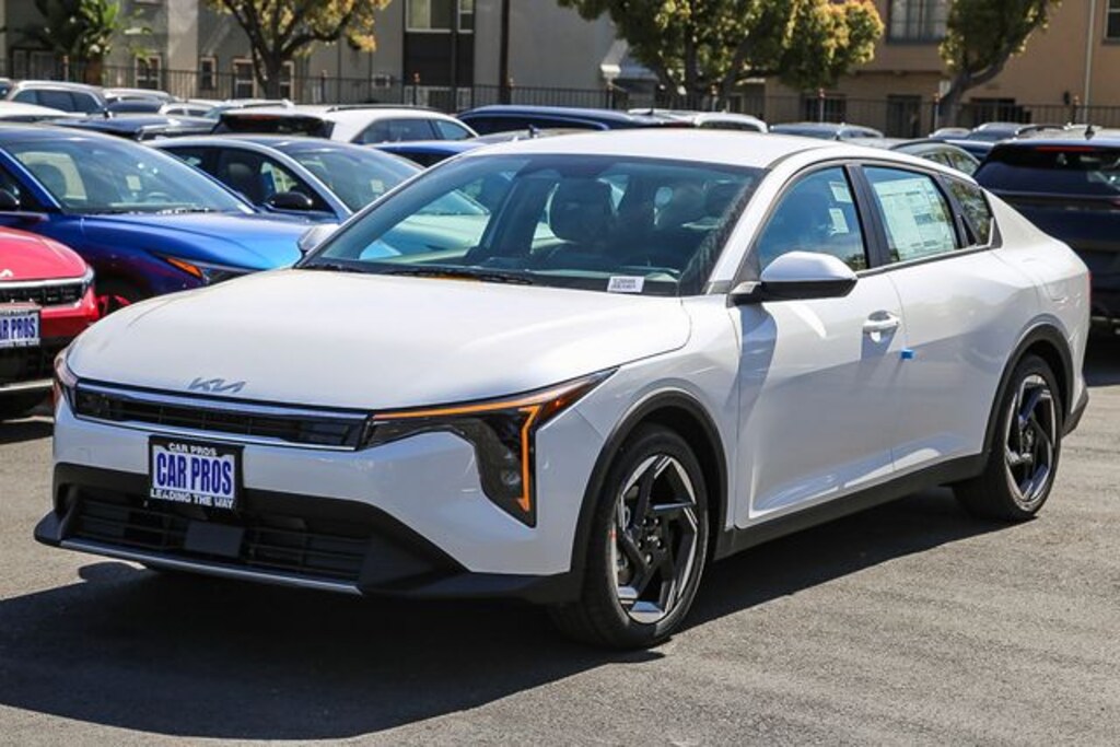 New 2026 Kia K4 EX Sedan