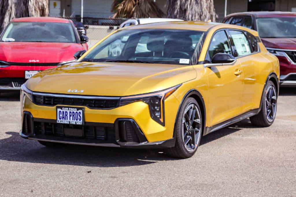 New 2026 Kia K4 GT-Line Hatchback