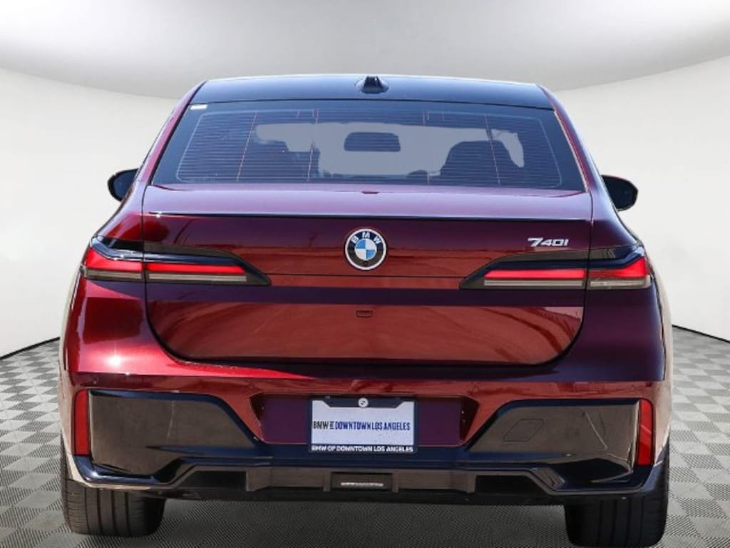 Used 2023 BMW 7 Series 740i Sedan
